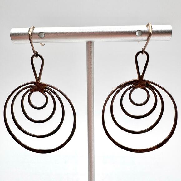 Vintage Joined Circles Silver Dangle Earrings Patina Geometric Boho Festival - Picture 3 of 9
